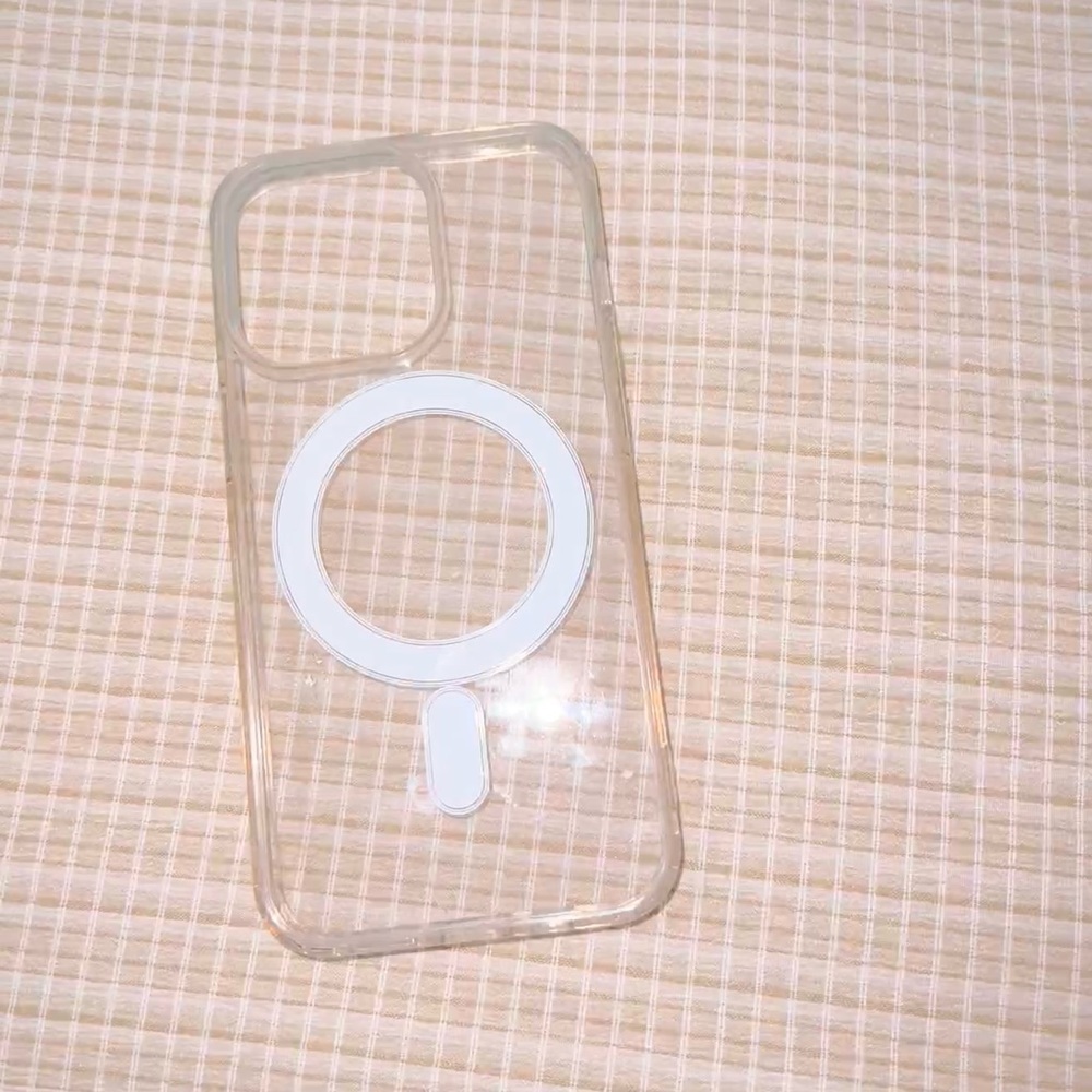 clear magnetic charger case